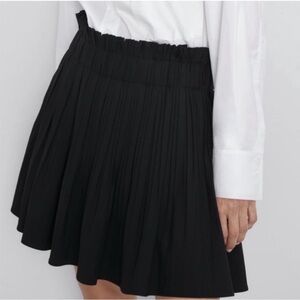 Zara Black Pleated Skirt